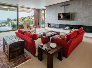 Villa Blue Coast Lagonissi