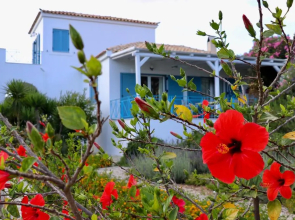 Grand Bleu Apartments & Villas