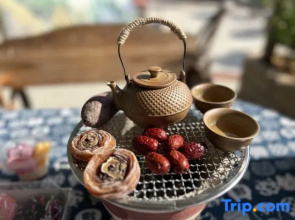 Floral Hotel· Yongding Tulou Busheshan Yin Hotel