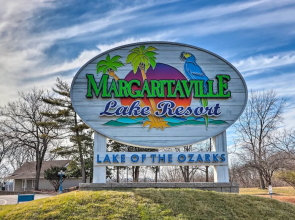 Private Dock & Resort Access: Margaritaville Cabin