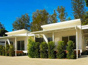 545 Esplanade
