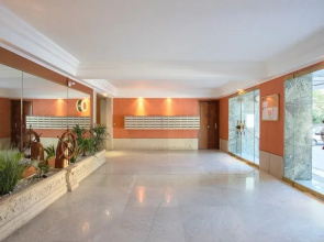 Grand studio face port et plage