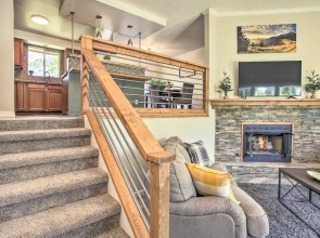 The Overlook Gem: Stunning Views & Serenity Awaits