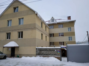 Hotel Lira