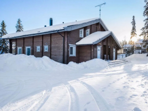 Uulanlinna b Paritalo Komula
