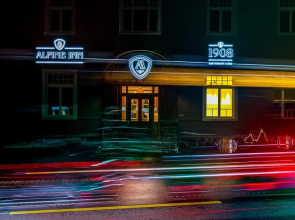 ALPINE INN Davos