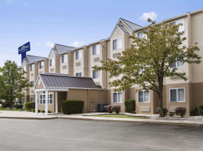 Microtel Inn by Wyndham Louisville East