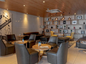 ZEN Rooms Madison 101 QC
