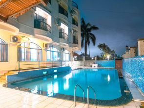Treebo Reveniir Resort with Pool
