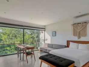 Studio With Great Rooftop Pool