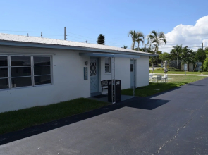 Caribbean Shores Jensen Beach Motel