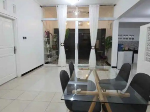 Rumah Putih Jogja Guest House