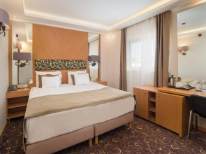 Отель Marmara Hotel Budapest