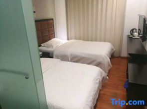 Xunjia Fashion Hotel (Zhengzhou Liulin Subway Station Branch)