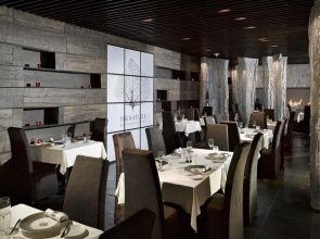 Отель The Canvas Dubai - MGallery Hotel Collection