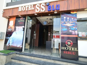 Fabhotel Ss Blue