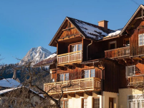 Haus Alpenruhe by Schladmingurlaub