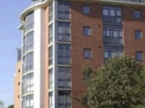 Planetshared 1 Apartment