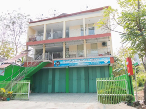 OYO 946 Penginapan Menara Megah Syariah