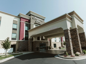 Hampton Inn Bismarck
