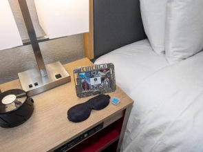 Hotel Saint Clair- Magnificent Mile