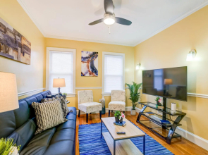 Spacious 2bd/1ba | Ashmont+Parking | 3D TOUR