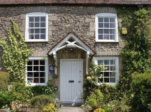 Enniskerry - The Loves Cottage