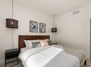 Coastal Chic Home near New Belgium & Old Town FC