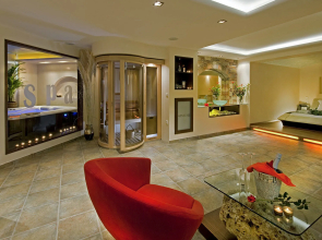 Iakovakis Suites & Spa