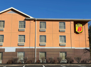 Super 8 by Wyndham Mars/Cranberry/Pittsburgh Area