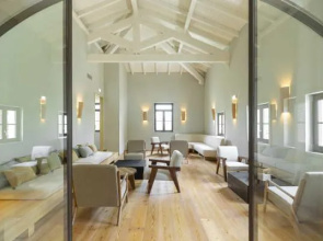 Quinta de São Luiz - The Vine House