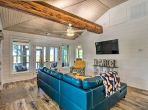 Private Dock + Porch: Riverfront Darien Cottage