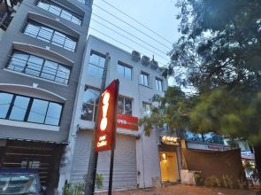 OYO Flagship 44953 Hotel Cadillac