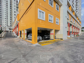 Redliving Apartemen Cinere resort - Gold Room