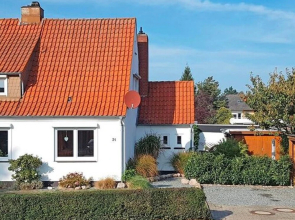 Captivating Holiday Home in Grömitz With Garden