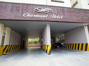 Charmant Hotel