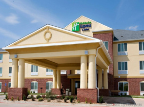 Holiday Inn Express & Suites Childress by IHG