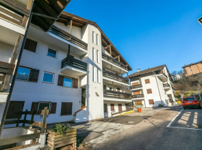 Casa Cavalese few min From ski A08