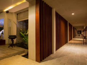 Lynnaya Urban River Resort