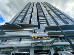 Neu Suites by Moonlight
