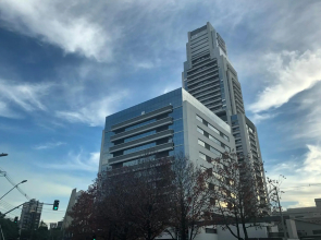 Apartamento super bem decorado em frente ao shopping