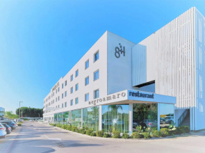 8Piuhotel