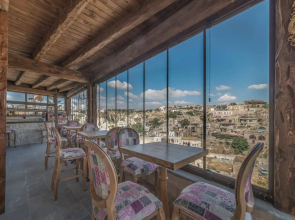 Elika Cave Suites & Spa