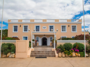 Milkwood Manor on Sea Hotel
