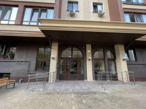 Sofi (Sofi) na ulice Krymskoj Vesny 1 korpus 1