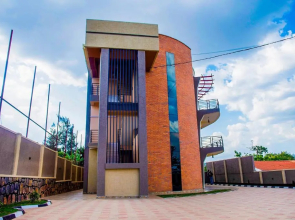 Apartment with Fantastic View of Kigali - Bedroom #1