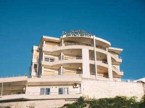 Panorama Apartments & Rooms