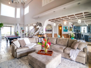 Kairos Villa - Luxury Ocean Front