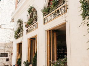 Five Elements Luxury Rooms