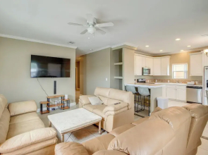 Canal-front Key Largo Retreat w/ Community Beach!